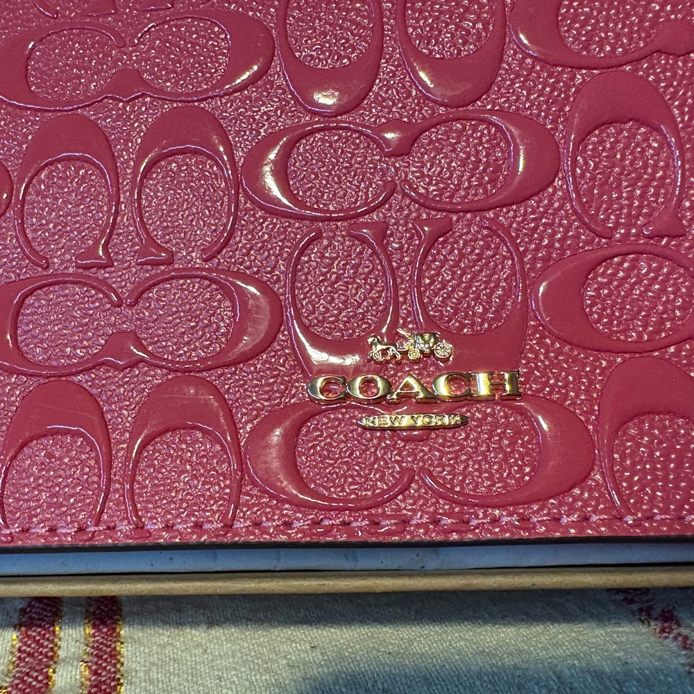 Coach Fuchsia Embossed Wallet w/ Cross body Strap and Cardholder Set COA - Picture 2 of 16